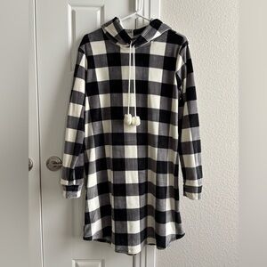 NWT Ambrielle Sleepwear soft pajama dress / nightgown with hood (size S)